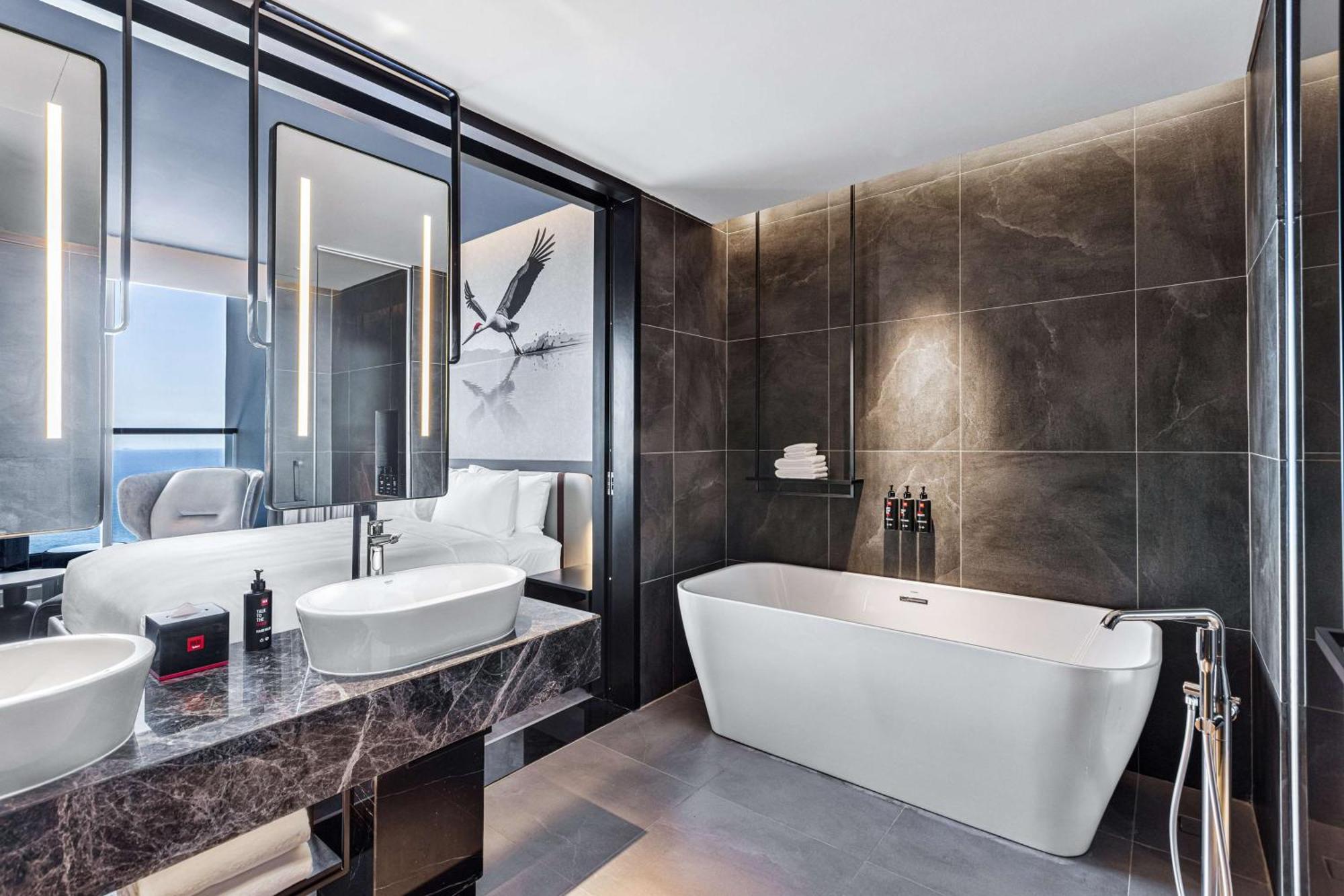 Radisson Red Danang Otel Dış mekan fotoğraf