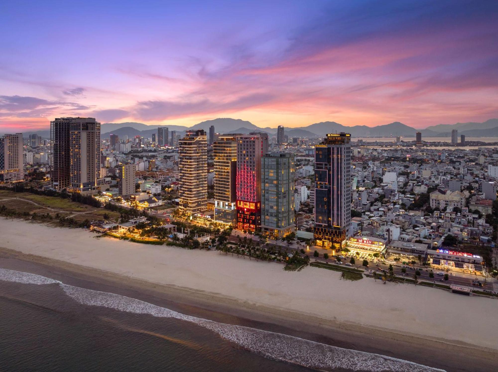 Radisson Red Danang Otel Dış mekan fotoğraf