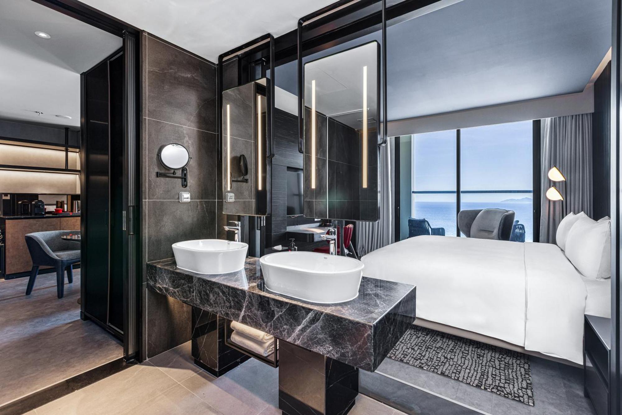 Radisson Red Danang Otel Dış mekan fotoğraf